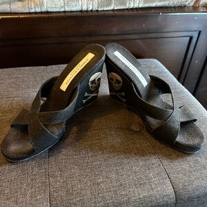 Stubbs & Wooton Vintage Black Wedge Sandals with Skull Design- sz 7